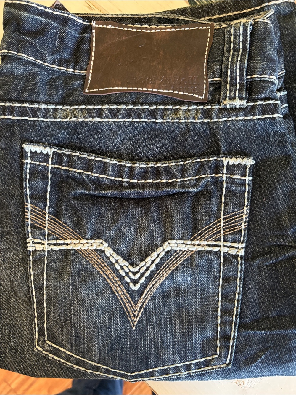 Men's Dark Blue Bootcut Jeans with Contrast Stitching